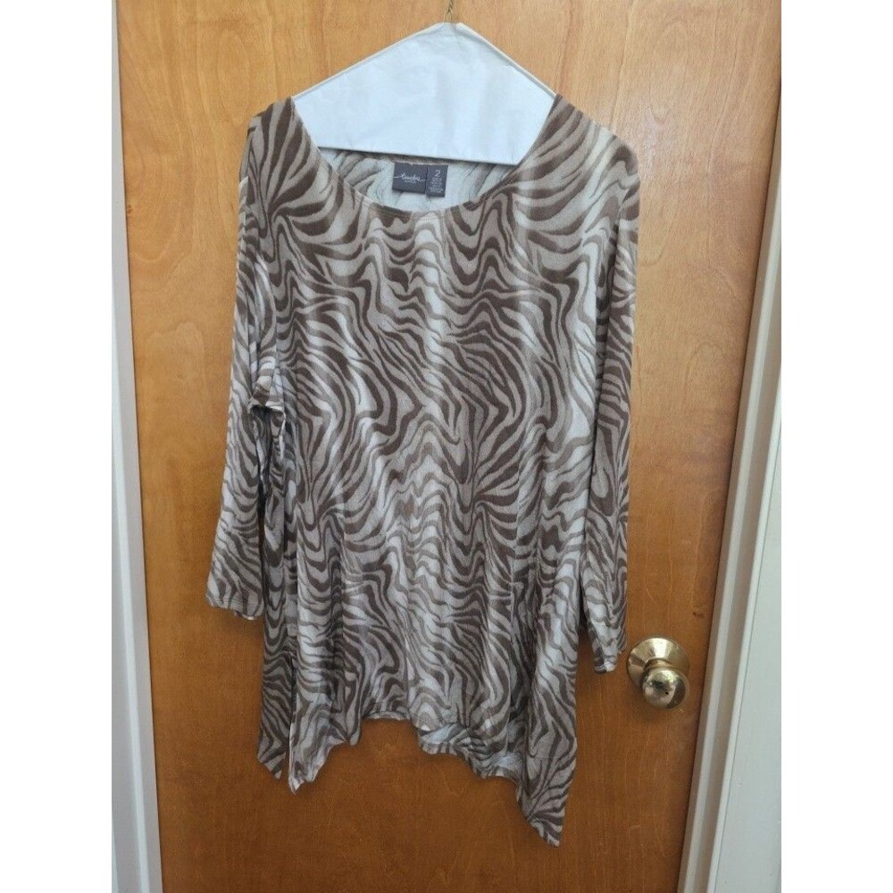 Womens Brown Zebra Print Long Sleeve Top Travelers By Chico's Sz 2 #0275